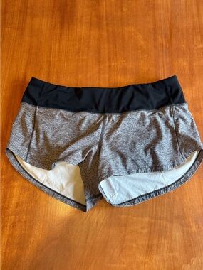 Lululemon Speed Shorts Gray with Black Waistband